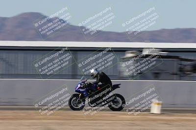 media/Oct-30-2025-Racers Edge (Thu) [[dabbdaf680]]/3-B Group/Session 5 Front Straight Speed/